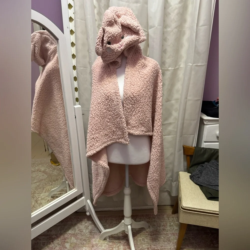 Silver Jeans Deranged Easter Bunny Blush Knit Bath Towel